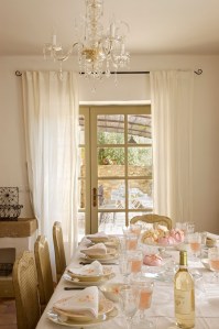 Salle à manger vue extérieure