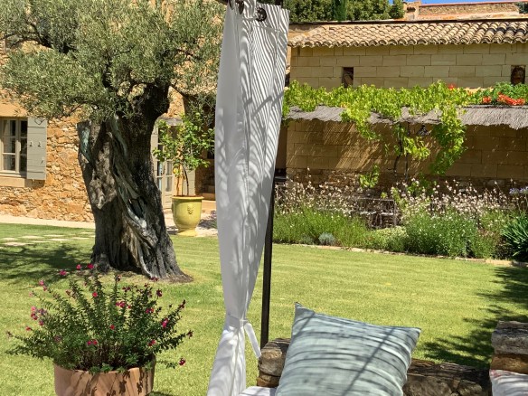 aX%WIKuDTamkIKwVbqDkDQ